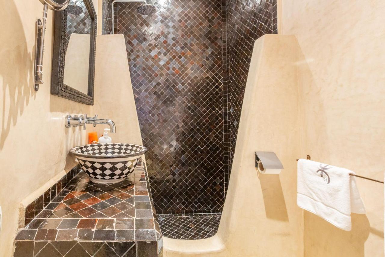 "Le 21", Exclusive Luxury Duplex 400M From Jemaa El Fna Place -Hammam-Jacuzzi-Koutoubia View-Roof Terrace -Speed Wifi Marrakesh Buitenkant foto