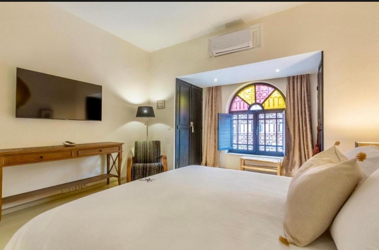 "Le 21", Exclusive Luxury Duplex 400M From Jemaa El Fna Place -Hammam-Jacuzzi-Koutoubia View-Roof Terrace -Speed Wifi Marrakesh Buitenkant foto